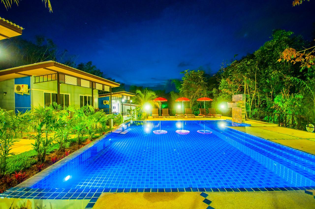 Chomphu Resort Khao Lak Exterior foto