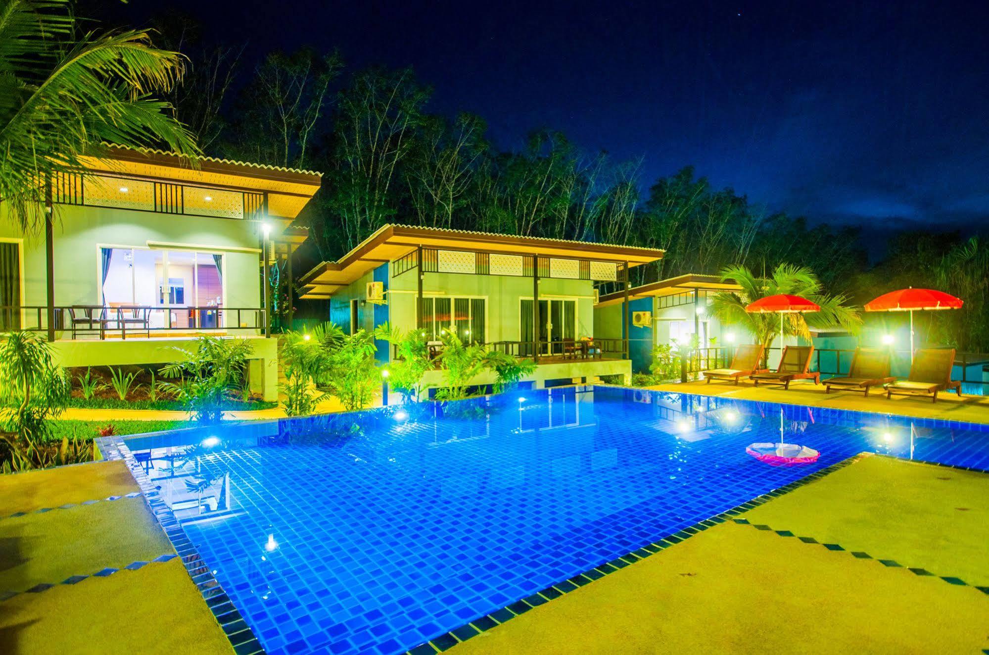 Chomphu Resort Khao Lak Exterior foto