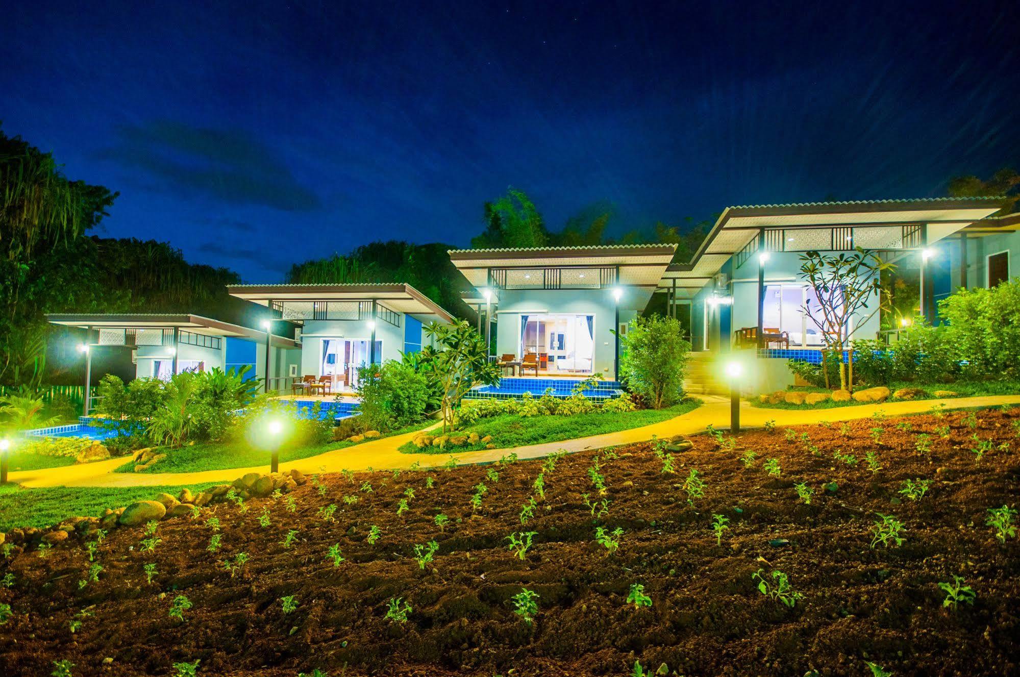 Chomphu Resort Khao Lak Exterior foto